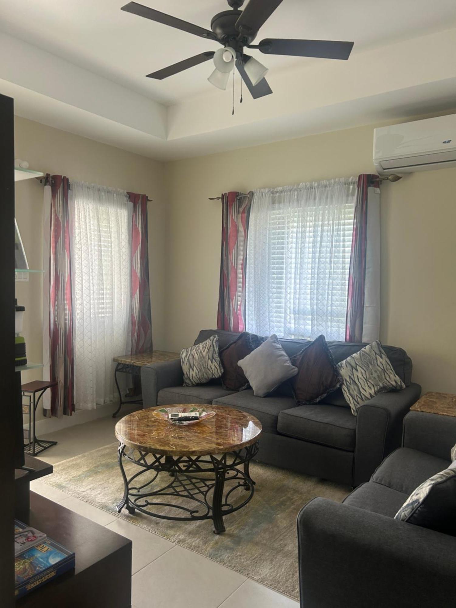 Seamist Villa @Oceanpointe Lucea Comfy 2Br W/Pool Gym & Parking Exterior foto